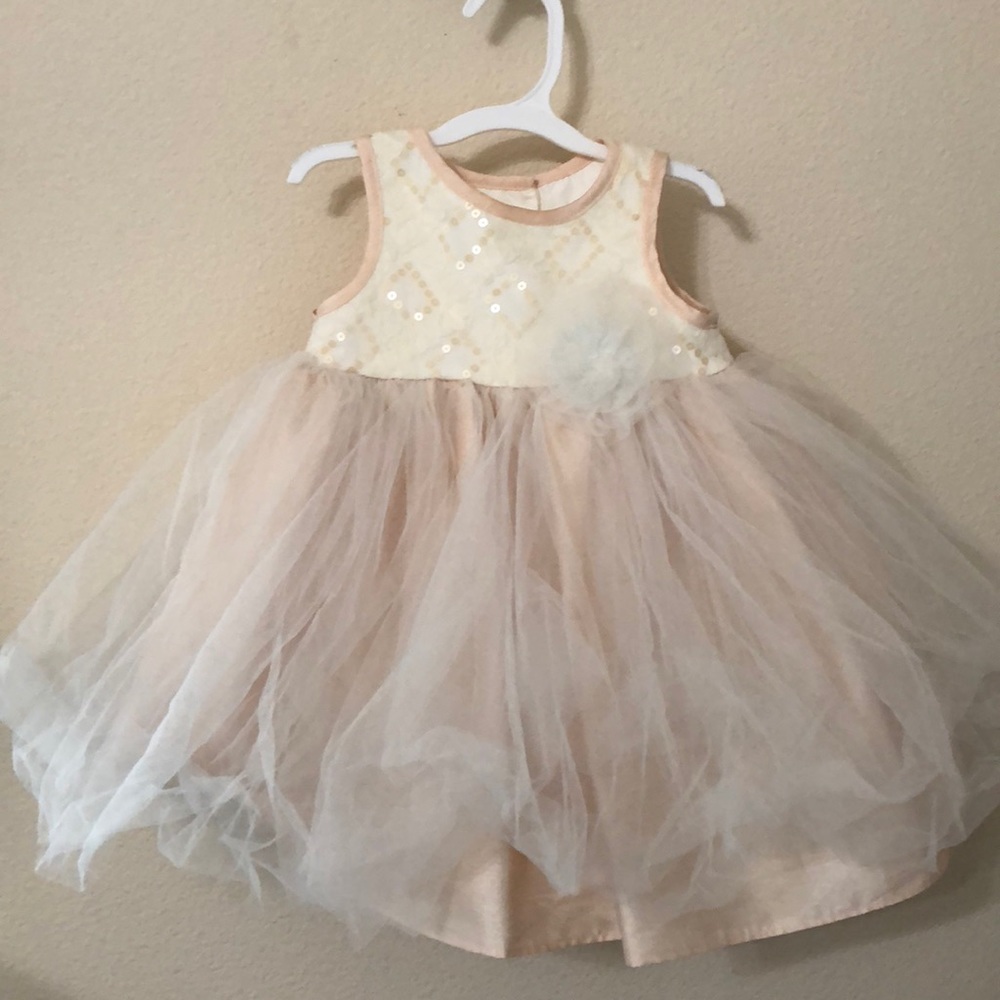 Infant special occasion dress